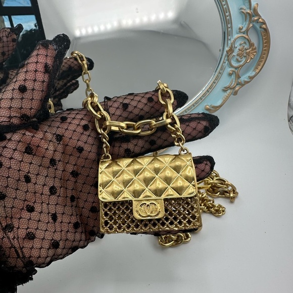 Anthropologie Fashion Tassel Silver Chain Belt with mini Bag Trendy! - Picture 10 of 16